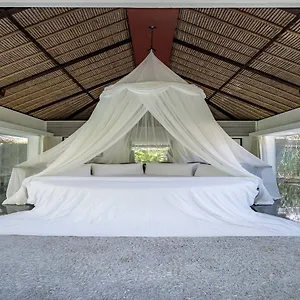 kayumanis-nusa-dua-private-villa-spa.hotelsseminyak.net/